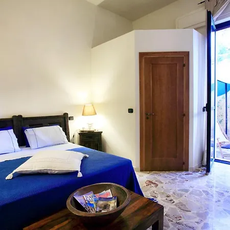Kalinikta B&B 3*